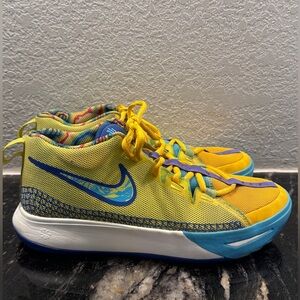 Nike Kyrie Flytrap 6 "Kaleidoscope" youth basketball shoes